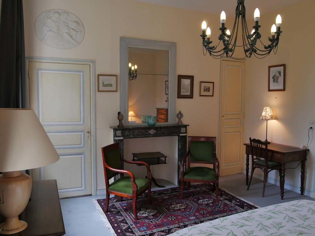 Chambres D'Hotes Chateau De Courcelette Hem Oda fotoğraf